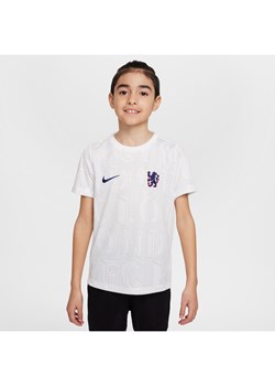 Przedmeczowa koszulka piłkarska dla dużych dzieci Nike Dri-FIT Chelsea F.C. Academy Pro - Biel ze sklepu Nike poland w kategorii T-shirty chłopięce - zdjęcie 183585219