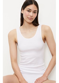 Triumph tank top damski Katia Basics 10217969-0003, Kolor biały, Rozmiar 38, Triumph ze sklepu Primodo w kategorii Podkoszulki i halki - zdjęcie 183592017