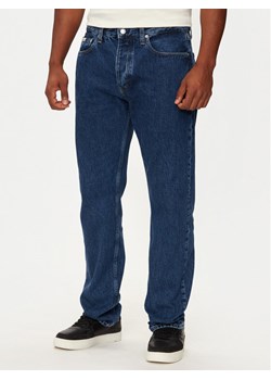 Calvin Klein Jeans Jeansy J30J325967 Granatowy Straight Fit ze sklepu MODIVO w kategorii Jeansy męskie - zdjęcie 183604565