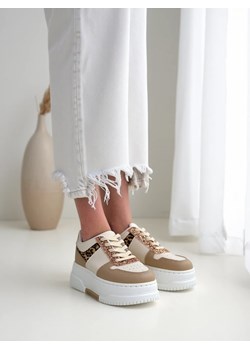 Royalfashion Sneakersy damskie z brokatem Qisofi ze sklepu royalfashion.pl w kategorii Buty sportowe damskie - zdjęcie 183608096