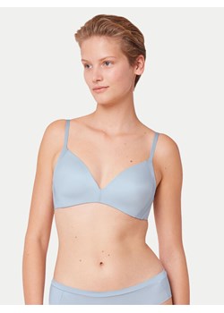 Triumph Biustonosz bezfiszbinowy Body Make-up Soft Touch 10193526 Błękitny ze sklepu MODIVO w kategorii Biustonosze - zdjęcie 183612615