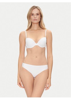EA7 Emporio Armani Bikini 7W000320 AF12599 U0002 Biały ze sklepu MODIVO w kategorii Stroje kąpielowe - zdjęcie 183613079