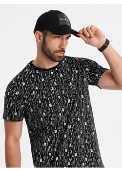 Bawełniana koszulka z nadrukiem i okrągłym dekoltem – czarna V2 OM-TSFP-0225 ze sklepu ombre w kategorii T-shirty męskie - zdjęcie 183616375