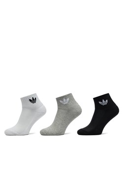 Zestaw 3 par wysokich skarpet unisex adidas Mid Crew IJ5612 Kolorowy ze sklepu eobuwie.pl w kategorii Skarpetki męskie - zdjęcie 183619075