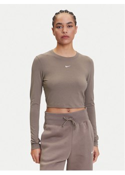 Nike Bluzka Chill Knit HF5322 Brązowy Regular Fit ze sklepu MODIVO w kategorii Bluzki damskie - zdjęcie 183620336
