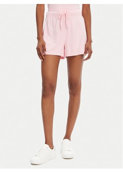 Juicy Couture Szorty sportowe Dream Of Shrt JCLHS125506 Różowy Regular Fit ze sklepu MODIVO w kategorii Szorty - zdjęcie 183634997