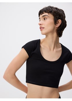 Reserved - Bawełniany crop top - czarny - id: 482GO-99X - marki Reserved - 183636837 Reserved - Bawełniany crop top - czarny ze sklepu Reserved w kategorii Bluzki damskie - zdjęcie 183636837