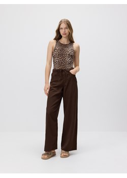 Reserved - Jeansy wide leg z lyocellem - brązowy ze sklepu Reserved w kategorii Jeansy damskie - zdjęcie 183641049