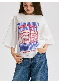 Reserved - Luźny t-shirt z nadrukiem - złamana biel ze sklepu Reserved w kategorii Bluzki dziewczęce - zdjęcie 183643226