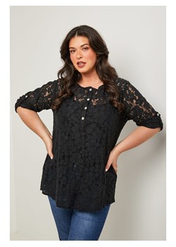 Curvy Lady Bluzka w kolorze czarnym ze sklepu Limango Polska w kategorii Bluzki damskie - zdjęcie 183648228