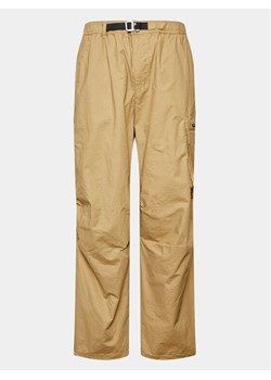 Element Spodnie materiałowe Chillin Travel ELYNP00120 Beżowy Relaxed Fit ze sklepu MODIVO w kategorii Spodnie męskie - zdjęcie 183652738
