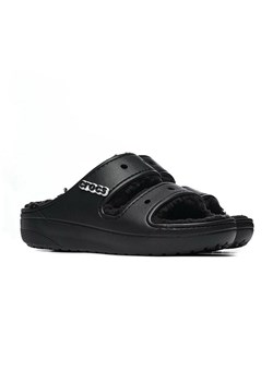 Crocs Klapki &quot;Classic Cozzzy&quot; w kolorze czarnym ze sklepu Limango Polska w kategorii Klapki damskie - zdjęcie 183657715