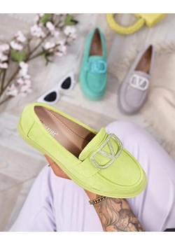 Royalfashion Limonkowe mokasyny damskie z ozdobą Fogras ze sklepu royalfashion.pl w kategorii Mokasyny damskie - zdjęcie 183671005
