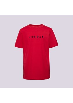 JORDAN T-SHIRT JDB MJ WORDMARK EMB CREW BOY - id: 95D634-R78 - marki Jordan - 183676429 JORDAN T-SHIRT JDB MJ WORDMARK EMB CREW BOY ze sklepu Sizeer w kategorii T-shirty chłopięce - zdjęcie 183676429