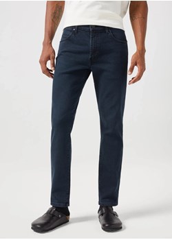 WRANGLER MĘSKIE SPODNIE JEANSOWE WRANGLER LARSTON CLOUDY SKIES 112350840 ze sklepu YouNeedit.pl w kategorii Jeansy męskie - zdjęcie 183676689