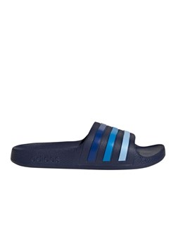 Klapki adidas Adilette Aqua JP5772 niebieskie ze sklepu ButyModne.pl w kategorii Klapki dziecięce - zdjęcie 183677649