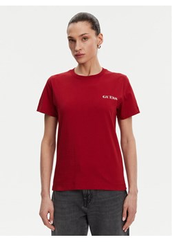 Guess T-Shirt W5RI04 I3Z14 Czerwony Regular Fit - id: 0000304595073 - marki Guess - 183678778 Guess T-Shirt W5RI04 I3Z14 Czerwony Regular Fit ze sklepu MODIVO w kategorii Bluzki damskie - zdjęcie 183678778