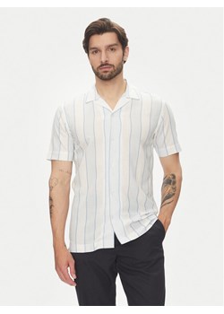 Lindbergh Koszula 30-203419 Błękitny Relaxed Fit ze sklepu MODIVO w kategorii Koszule męskie - zdjęcie 183679046