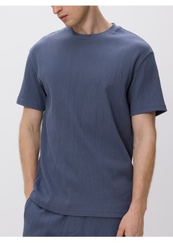 Reserved - Strukturalny t-shirt comfort fit - granatowy ze sklepu Reserved w kategorii T-shirty męskie - zdjęcie 183685258