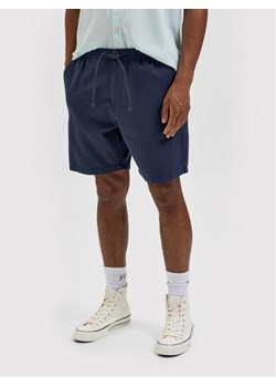 Selected Homme Szorty materiałowe Newton 16083582 Granatowy Comfortable Fit ze sklepu MODIVO w kategorii Spodenki męskie - zdjęcie 183689067