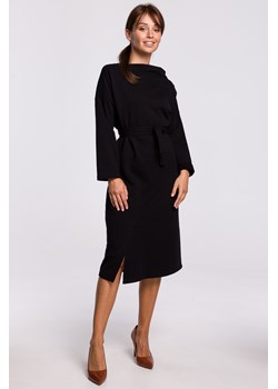 Elegancka sukienka z paskiem w talii - czarna ze sklepu Cudmoda w kategorii Sukienki - zdjęcie 183696526