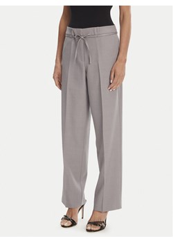 ONLY Spodnie materiałowe Marine 15338350 Szary Straight Fit ze sklepu MODIVO w kategorii Spodnie damskie - zdjęcie 183701005