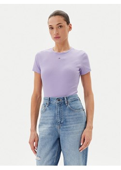 Tommy Jeans T-Shirt Essential DW0DW17383 Fioletowy Slim Fit ze sklepu MODIVO w kategorii Bluzki damskie - zdjęcie 183706329