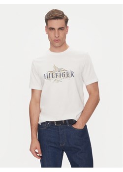 Tommy Hilfiger T-Shirt Tropical Floral MW0MW39353 Biały Regular Fit ze sklepu MODIVO w kategorii T-shirty męskie - zdjęcie 183706436