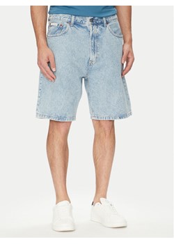 Calvin Klein Jeans Szorty jeansowe 90's LV04RB930G Niebieski Regular Fit ze sklepu MODIVO w kategorii Spodenki męskie - zdjęcie 183706566