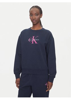 Calvin Klein Jeans Bluza Monologo LV047B234G Granatowy Relaxed Fit ze sklepu MODIVO w kategorii Bluzy damskie - zdjęcie 183706615