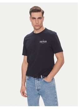 Tommy Hilfiger T-Shirt Stack MW0MW39355 Granatowy Regular Fit ze sklepu MODIVO w kategorii T-shirty męskie - zdjęcie 183706645