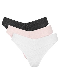 Calvin Klein Underwear Komplet 3 par stringów LV00QD5304 Kolorowy ze sklepu MODIVO w kategorii Majtki damskie - zdjęcie 183725178