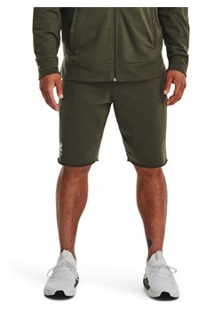 Under Armour Szorty sportowe UA RIVAL TERRY SHORT 1361631 Khaki Regular Fit ze sklepu MODIVO w kategorii Spodenki męskie - zdjęcie 183726517