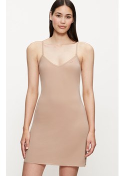 Triumph sukienka na ramiączkach Body Make-Up Dress 10216518-6106, Kolor beżowy, Rozmiar L, Triumph ze sklepu Intymna w kategorii Koszule nocne - zdjęcie 183750438