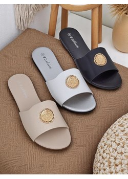 Royalfashion Damskie klapki na płaskiej podeszwie Golden Slip ze sklepu royalfashion.pl w kategorii Klapki damskie - zdjęcie 183754469