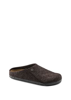 Birkenstock Kapcie w kolorze brązowym ze sklepu Limango Polska w kategorii Kapcie męskie - zdjęcie 183762008