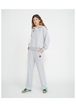 Damska bluza nierozpinana bez kaptura PROSTO KL232FSWE3012 - szara ze sklepu Sportstylestory.com w kategorii Bluzy damskie - zdjęcie 183768916