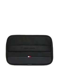 Tommy Hilfiger Kosmetyczka Travel Washbag AM0AM13526 Czarny ze sklepu MODIVO w kategorii Kosmetyczki - zdjęcie 183778449