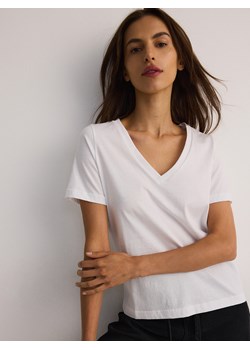 Reserved - T-shirt regular z merceryzowanej bawełny - biały - id: 5393V-00X - marki Reserved - 183785889 Reserved - T-shirt regular z merceryzowanej bawełny - biały ze sklepu Reserved w kategorii Bluzki damskie - zdjęcie 183785889