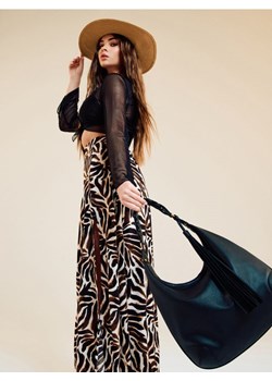 Sinsay - Torebka hobo na ramię z dekoracyjnym chwostem - czarny ze sklepu Sinsay w kategorii Torby Shopper bag - zdjęcie 183802879