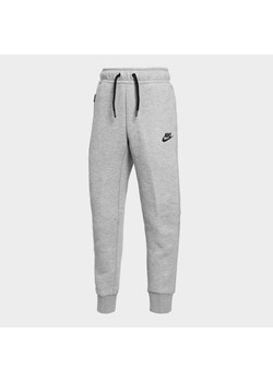 NIKE SPODNIE B NSW TECH FLC PANT ze sklepu JD Sports  w kategorii Spodnie chłopięce - zdjęcie 183804617