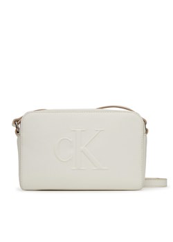 Torebka Calvin Klein Jeans Sculpted Ew Camera Bag LV04K3036G Biały ze sklepu eobuwie.pl w kategorii Listonoszki - zdjęcie 183807515