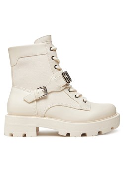 Botki Guess FLTYZ2 FAP10 Écru ze sklepu eobuwie.pl w kategorii Workery damskie - zdjęcie 183807878