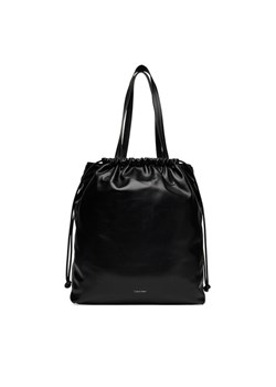 Calvin Klein Torebka Drawstring Tote LV04K3159G Czarny ze sklepu MODIVO w kategorii Torebki worki - zdjęcie 183813579