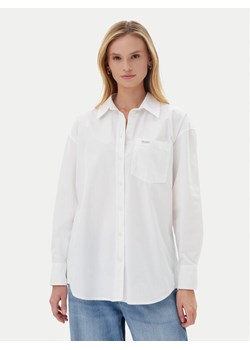 Guess Jeans Koszula W4YH22 WGCF1 Biały Relaxed Fit ze sklepu MODIVO w kategorii Koszule damskie - zdjęcie 183814107