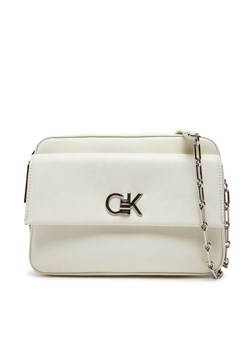Calvin Klein Torebka Ck Re-Lock Pocket Camera Bag LV04F3102G Różowy ze sklepu MODIVO w kategorii Listonoszki - zdjęcie 183814398