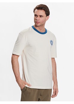 Outhorn T-Shirt TTSHM459 Écru Regular Fit ze sklepu MODIVO w kategorii T-shirty męskie - zdjęcie 183814456