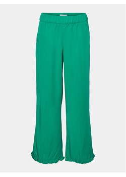 Vero Moda Girl Spodnie materiałowe 10283853 Zielony Wide Leg ze sklepu MODIVO w kategorii Spodnie dziewczęce - zdjęcie 183833305