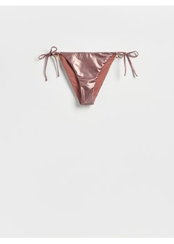 Reserved - Dół od bikini z zawieszkami - złoty ze sklepu Reserved w kategorii Stroje kąpielowe - zdjęcie 183847229