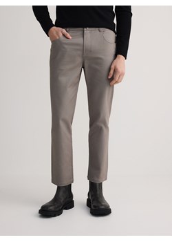 Reserved - Spodnie slim fit z modalem - szary ze sklepu Reserved w kategorii Spodnie męskie - zdjęcie 183847295